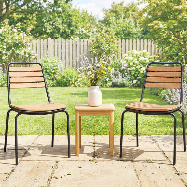 Lot de 2 Chaises de Jardin Empilables, Assise et Dossier en Bois Massif à Lattes, Structure en Acier, Chaises d'Extérieur pour Terrasse Balcon Bistro, 61x47x81cm, Naturel