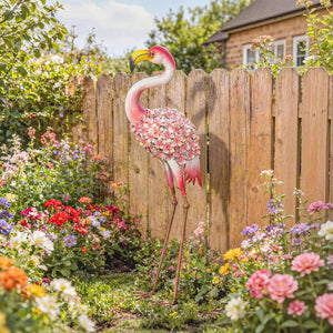 Statue de Jardin Flamant Rose, Sculpture d'Oiseau en Métal avec Plumes Florales, Décoration Extérieure avec Piquets de Fixation pour Jardin, Terrasse ou Paysage, Rouge