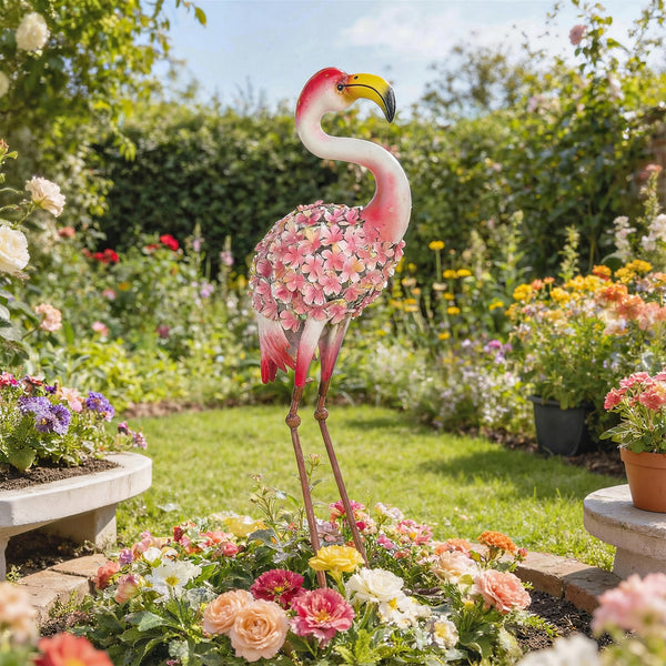 Statue de Jardin Flamant Rose, Sculpture d'Oiseau en Métal avec Plumes Florales, Décoration Extérieure avec Piquets de Fixation pour Jardin, Terrasse ou Paysage, Rouge