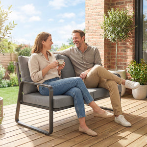 Canapé de Jardin 2 Places avec Coussins Épais, Housses Amovibles et Accoudoirs Modernes, Salon de Jardin Capacité 240 kg, Canapé d'Extérieur pour Balcon, Gris Clair