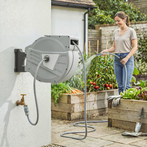 Enrouleur Tuyau Arrosage Mural 40+2 m Pivotant à 180°, Dévidoir de Tuyaux d'Eau, Buse 2 Modes, Rembobinage Auto et Progressif avec Verrou, Adaptateurs, pour Jardin, Lavage de Voiture, Gris
