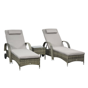 Lot de 2 transats bains de soleil grand confort : matelas, têtière, inclinaison réglable multipositions, accoudoirs, roulettes + table basse verre trempé résine tressée grise