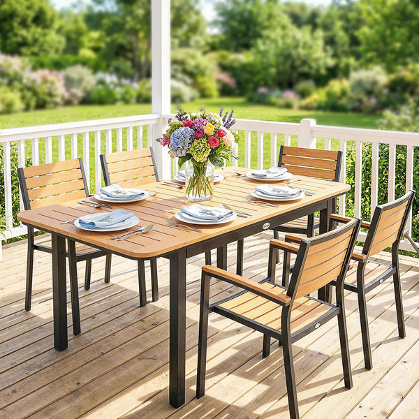 Table de Jardin pour 6 Personnes, 127 x 70 cm, Table d'Extérieur avec Plateau à Lattes en Bois Plastique, Cadre en Métal, Patins Réglables, Mobilier pour Balcon, Terrasse, Marron
